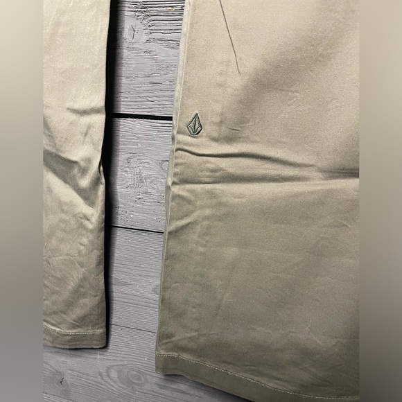 Volcon Wide Leg Olive Khaki Chino Pants Sz 11 - Picture 6 of 10